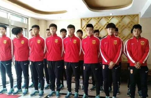 精品久久洲久久久久护士免费
